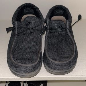 Hey Dudes Men’s Shoes Size 10